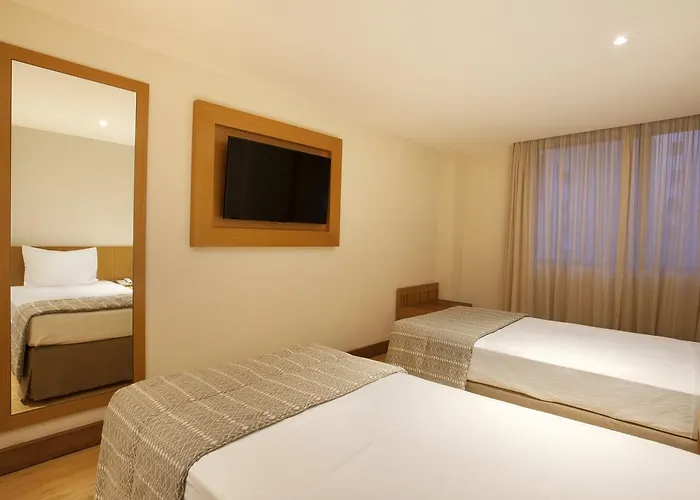 Standard Twin Room